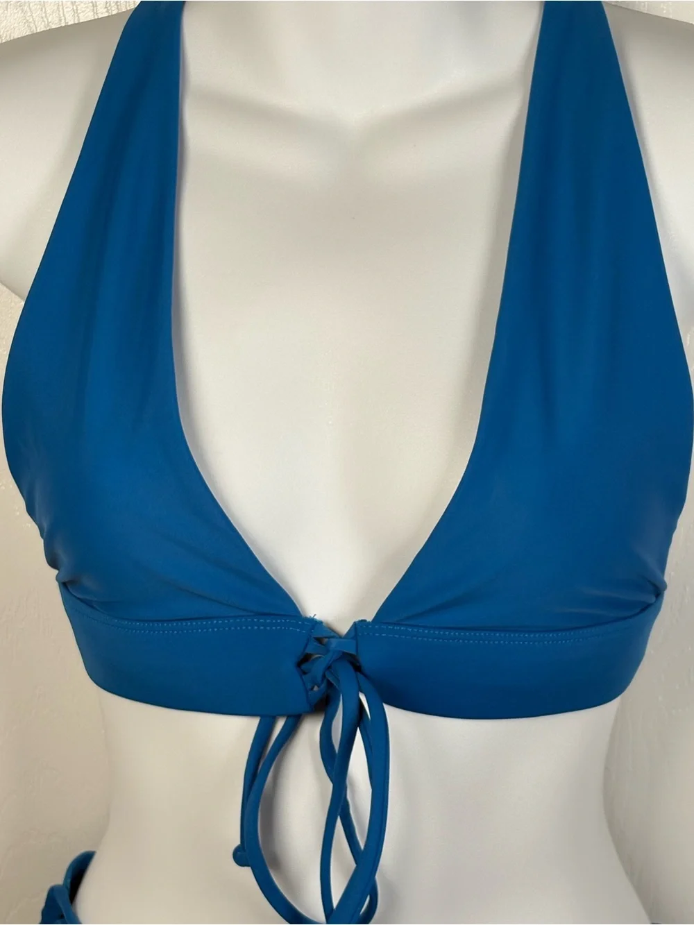 Lovers and Friends Ace Bikini Set B43 - Picture 6 of 10
